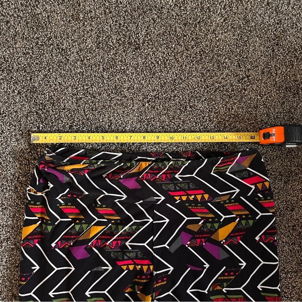 Womans L/XL Black Geometric Print Leggings Boho Tribal Zigzag High Waist Stretch - Picture 3 of 4